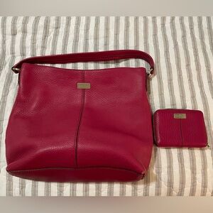 Elegant Pink Cole Haan Leather Purse and Wallet
